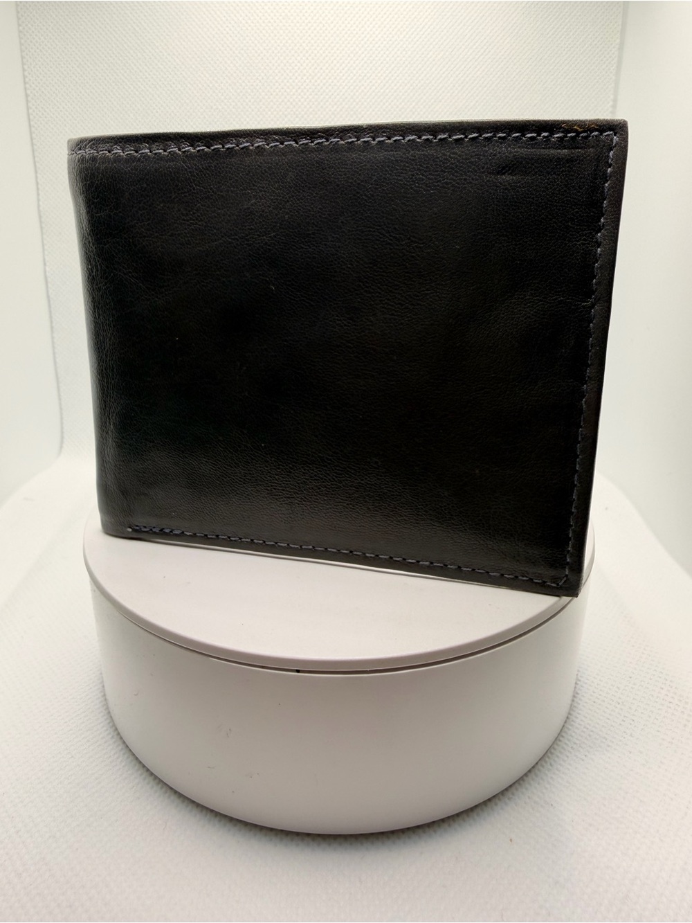 Genuine Leather Grey Minimalist Bi Fold Slim Billfold Wallet